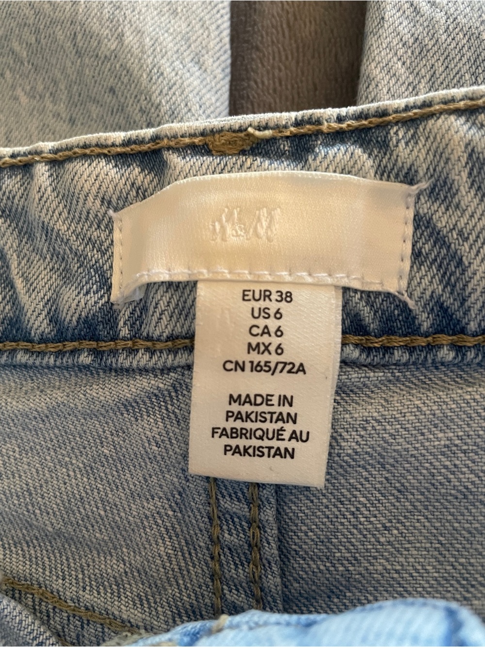 H&M Light Blue Straight-Leg Women's Jeans - Picture 3 of 5